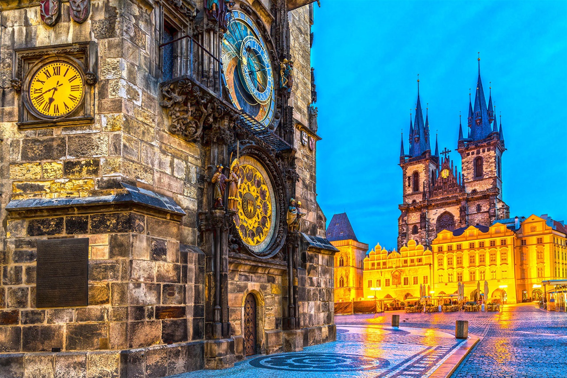 prague-czechia-oldtown