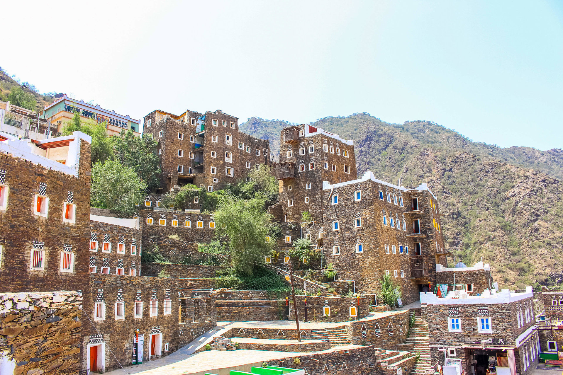 Ριτζάλ Αλμά, ένα αρχιτεκτονικό αριστούργημα