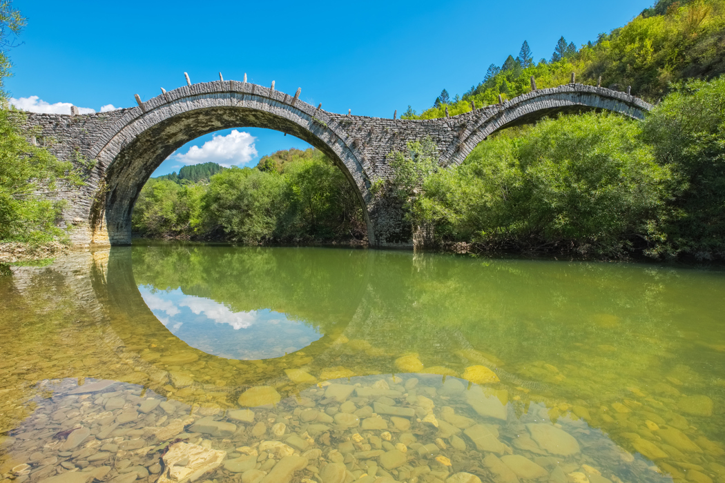 Τα αριστουργηματικά γεφύρια του Ζαγορίου 