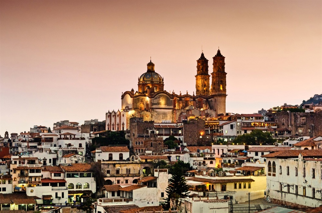 Περπατήστε τους δρόμους της Taxco
