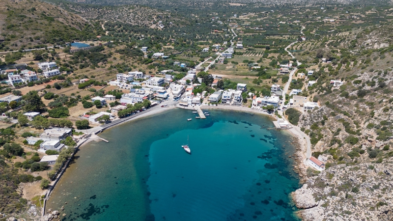 Κολυμπήστε στις υπέροχες παραλίες του νησιού