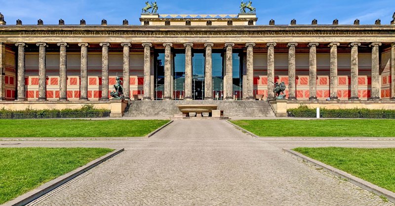 Ένα πλήρες πρόγραμμα του Versus