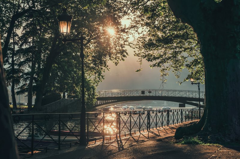 Η ειδυλλιακή πόλη Ανεσί