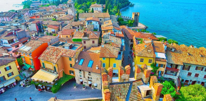 ΒΕΡΟΝΑ: εκδρομή σε ΣΙΡΜΙΟΝΕ – ΛΙΜΝΗ ΓΚΑΡΝΤΑ