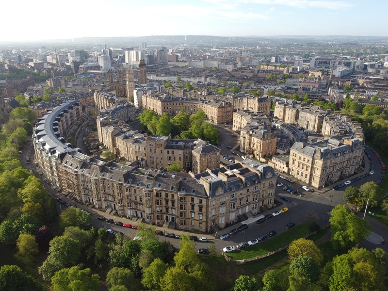 ΝΗΣΙ ΣΚΑΪ – ΚΑΣΤΡΟ ΑΪΛΙΝ ΝΤΟΝΑΝ – ΓΚΛΕΝΚΟ – ΛΟΧ ΛΟΜΟΝΤ – ΓΛΑΣΚΩΒΗ  (πανοραμική περιήγηση)