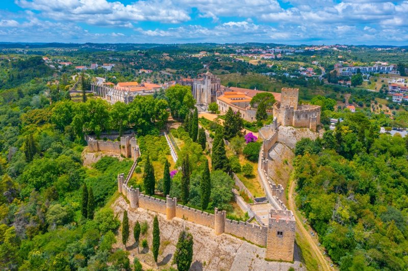Ανακαλύπτουμε την ιστορική Τομάρ 