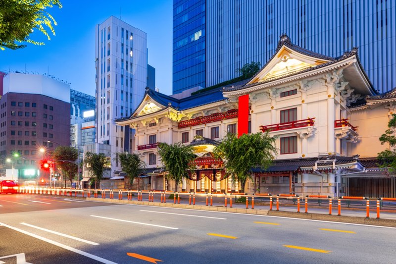 H κοσμπολίτικη Γκίνζα 