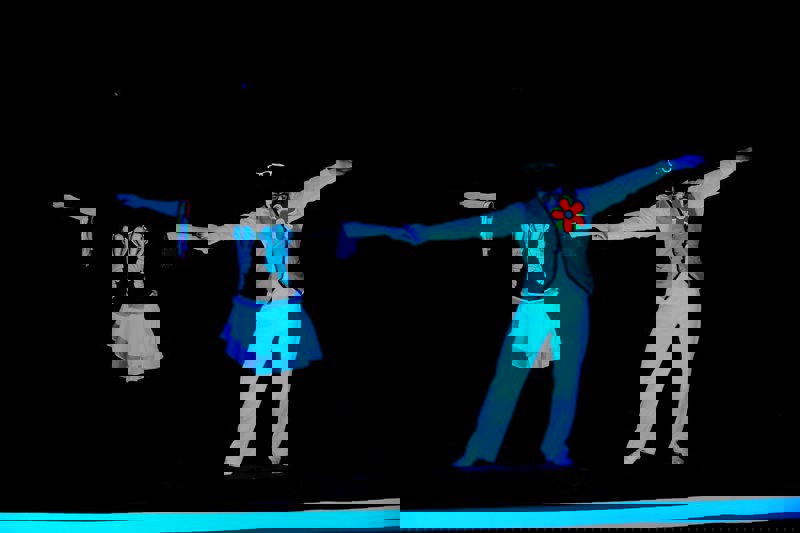 To Mαύρο Θέατρο της Πράγας 