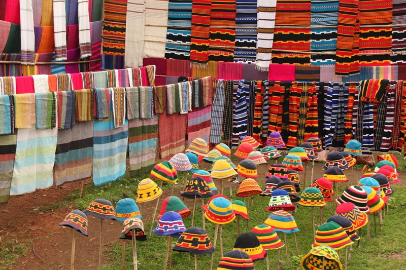 Η πολύχρωμη αγορά του Κι Αφάρ