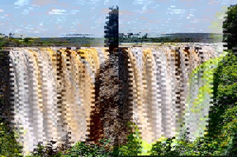 ΑΝΤΙΣ ΑΜΠΕΜΠΑ – πτήση για ΚΑΤΑΡΡΑΚΤΕΣ ΒΙΚΤΩΡΙΑ (ΖΙΜΠΑΜΠΟΥΕ) και κρουαζιέρα στον ΖΑΜΒΕΖΗ