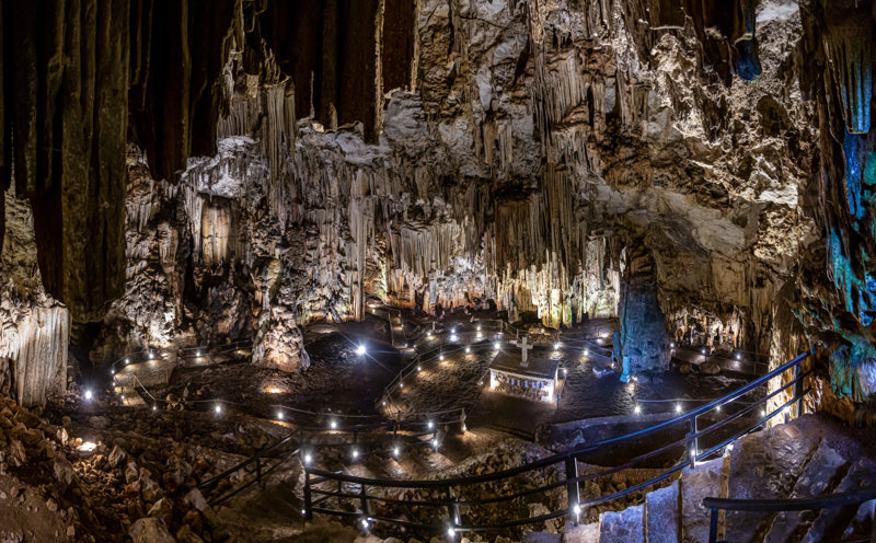 Το σπήλαιο του Μελιδονίου