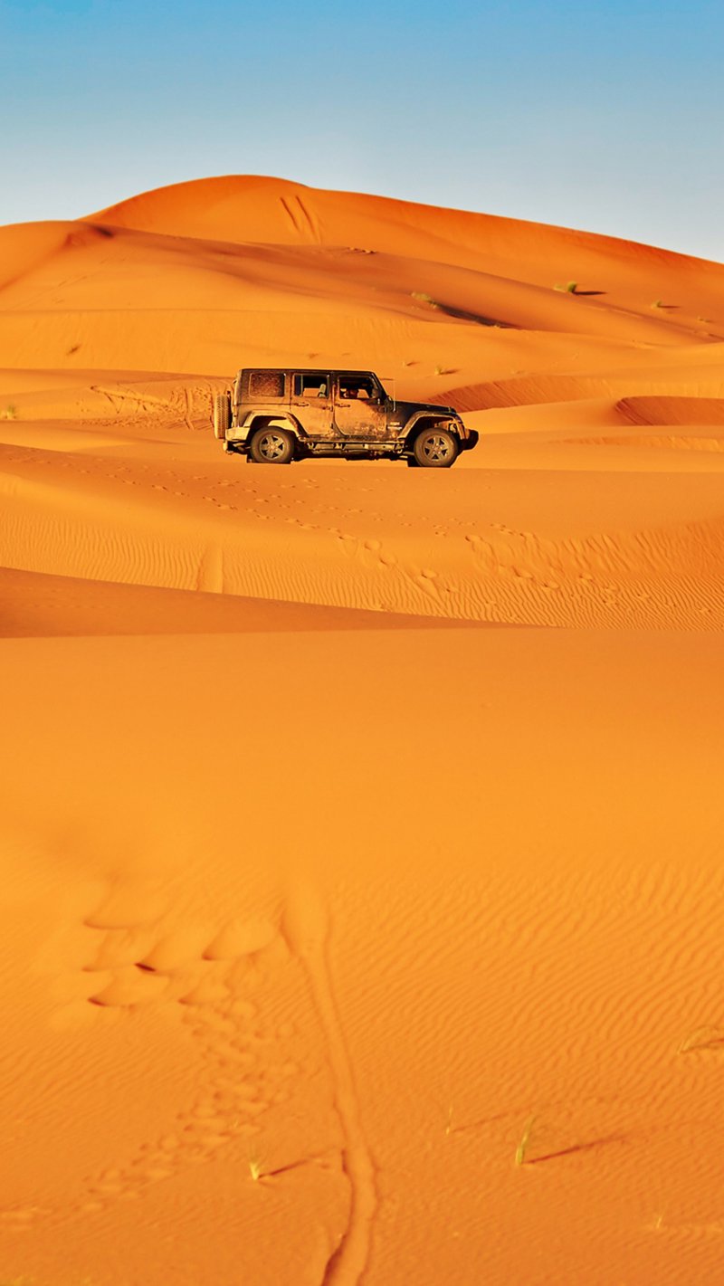 Ειδική διαδρομή με jeep 4x4 στην έρημο