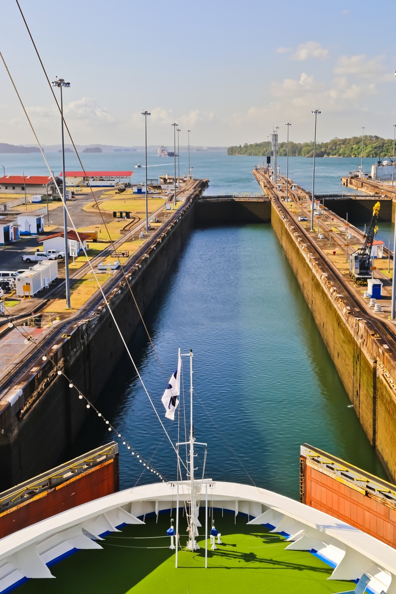 ΑΘΗΝΑ/ΘΕΣΣΑΛΟΝΙΚΗ /ΛΑΡΝΑΚΑ - Σαν Σαλβαδόρ (Ελ Σαλβαδόρ)