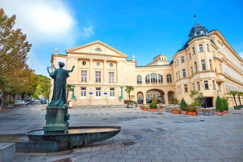 ΒΙΕΝΝΗ - ΒΙΕΝΝΕΖΙΚΑ ΔΑΣΗ - ΜΠΑΝΤΕΝ - ΑΘΗΝΑ/ΘΕΣΣΑΛΟΝΙΚΗ/ΛΑΡΝΑΚΑ 