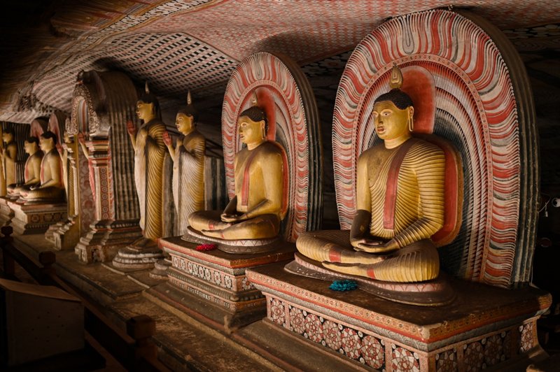 Σπη­λιές της Νταμπούλα