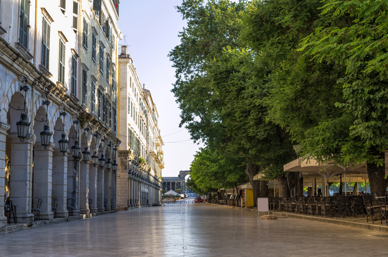Πασχαλινό γεύμα – πόλη Κέρκυρας (Σπιανάδα – Λιστόν) 