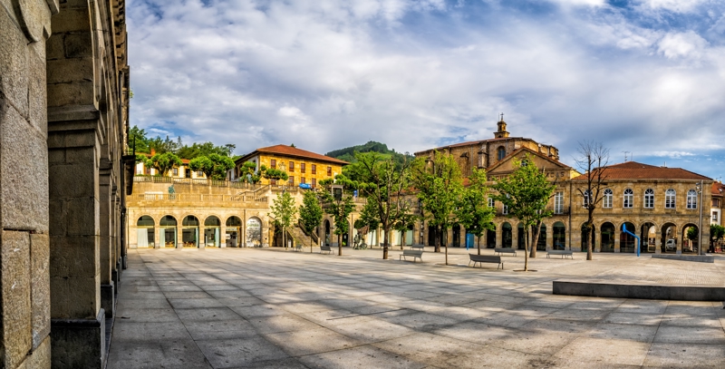 Μοναδικές επισκέψεις σε Γκερνίκα, Γκέτσο και  μεσαιωνική Λαγκουάρδια