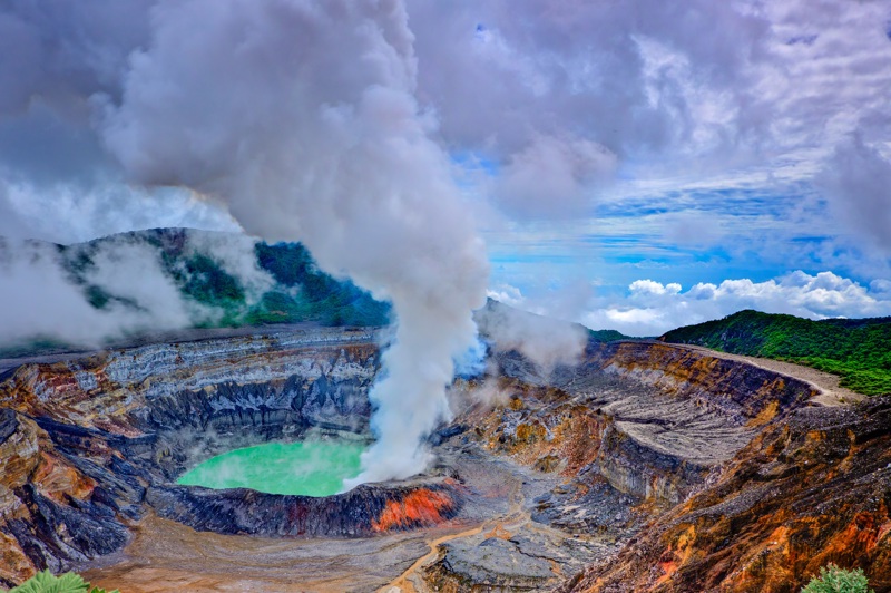 ΣΑΝ ΧΟΣΕ: Ηφαίστειο Ποάς, Φυτεία καφέ – ΑΡΕΝΑΛ 
