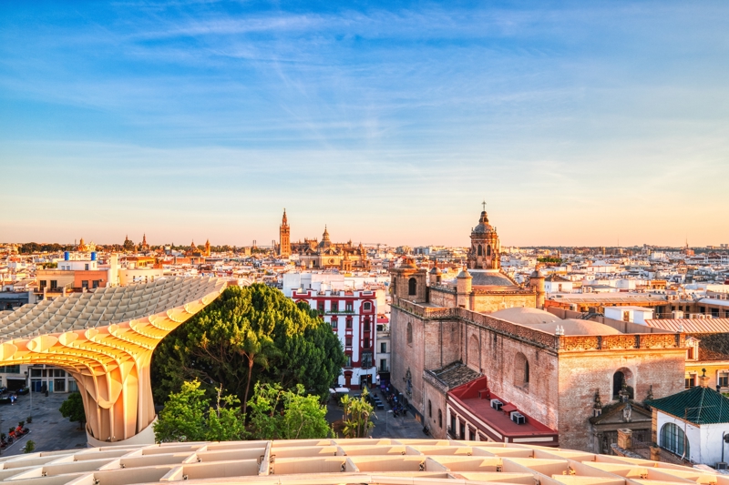 (ΜΕΓΑΛΗ ΠΑΡΑΣΚΕΥΗ ΤΩΝ ΚΑΘΟΛΙΚΩΝ) ΣΕΒΙΛΛΗ: περιήγηση – Λιτανείες Μεγάλης Παρασκευής