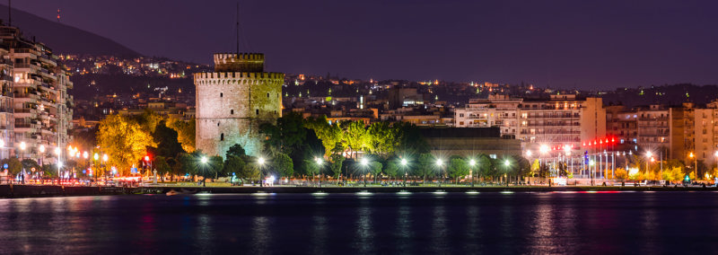 Βόλτες στη γιορτινή Θεσσαλονίκη