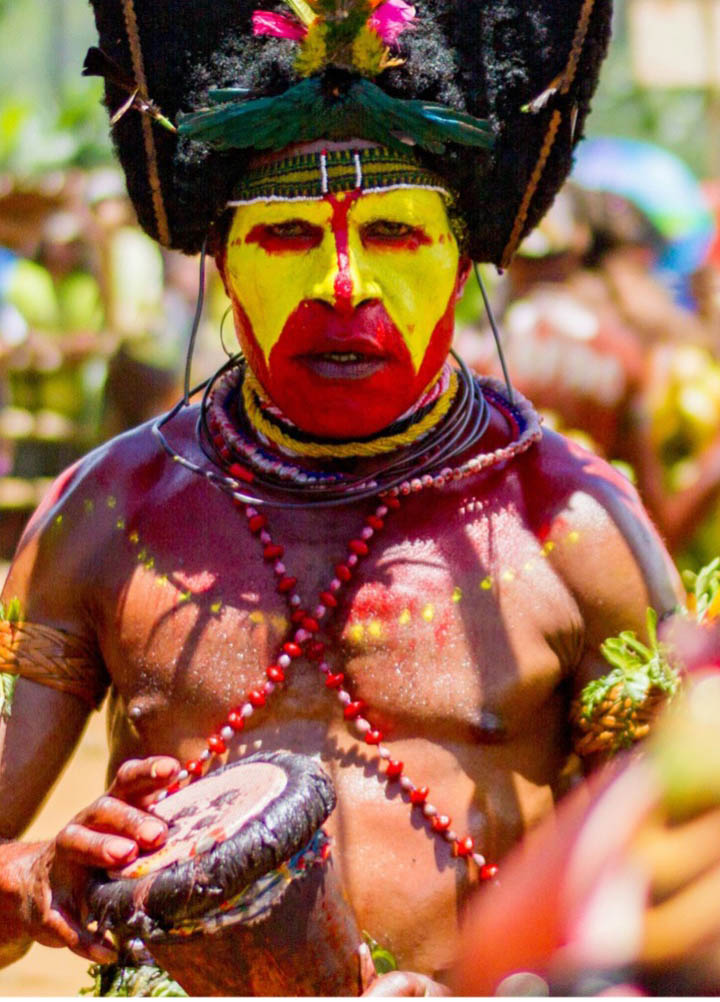 Συναντούμε απομονωμένες φυλές 