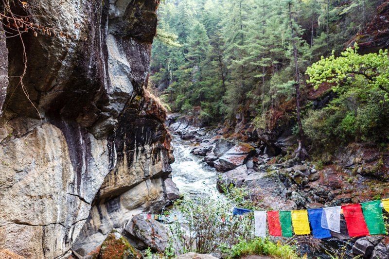 «Η καιόμενη λίμνη»