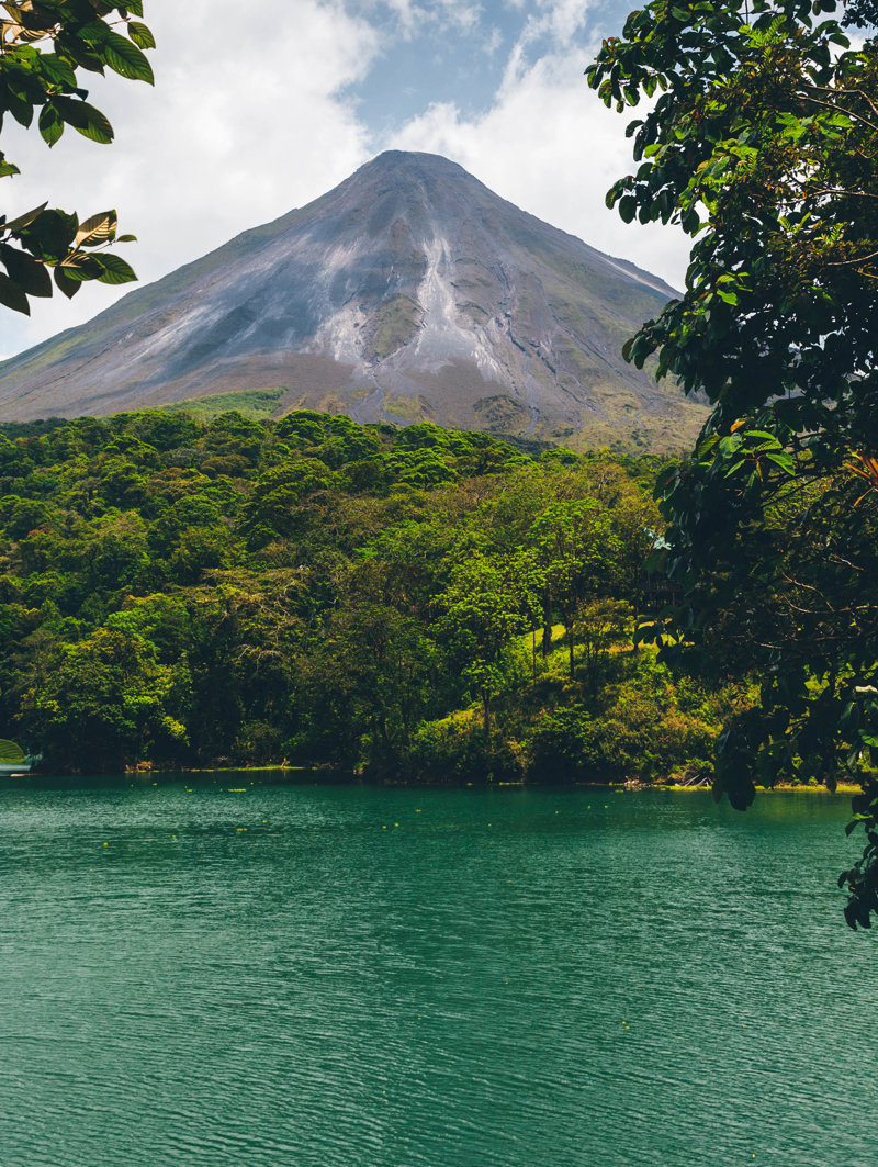 Επίσκεψη στο Εθνικό Ηφαιστειακό Πάρκο Αρενάλ