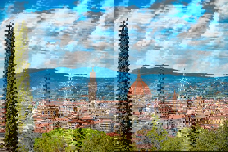 ΦΛΩΡΕΝΤΙΑ: περιήγηση στην πόλη και ΓΚΑΛΕΡΙΑ ΟΥΦΙΤΣ