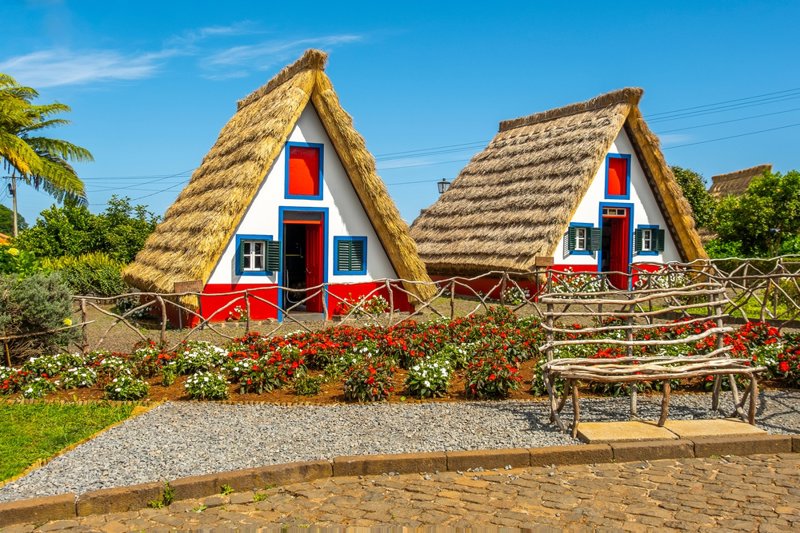 Η παραμυθένια Σαντάνα