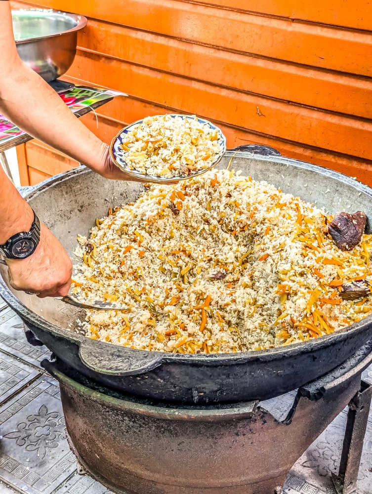Απολαύστε γεύσεις του Ουζμπεκιστάν 