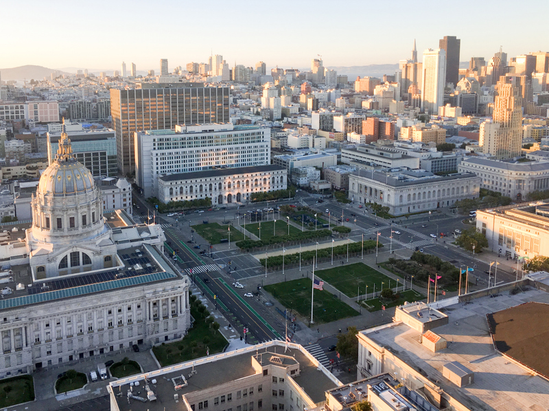 ΛΑΣ ΒΕΓΚΑΣ – πτήση για ΣΑΝ ΦΡΑΝΣΙΣΚΟ