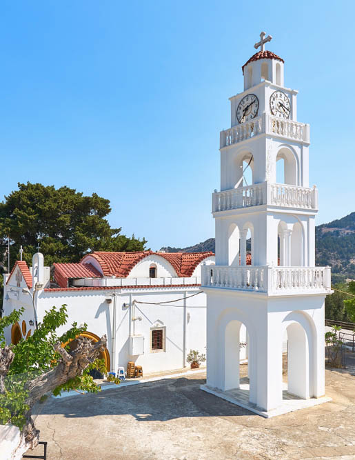 Προσκυνήστε στην Παναγία Τσαμπίκα 