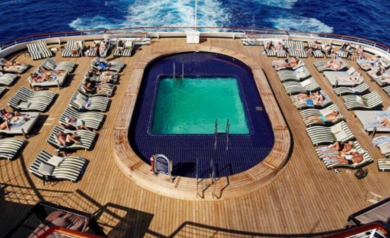 Πλούσιο πρόγραμμα ψυχαγωγίας 