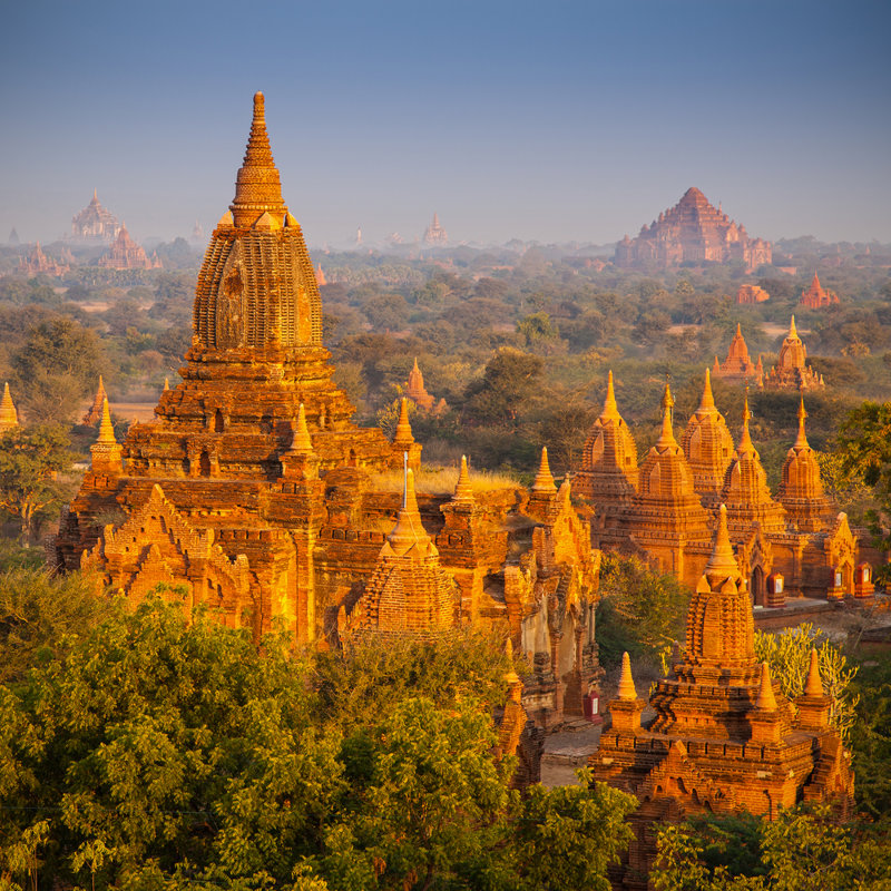 Ξεναγηθείτε στην πόλη με τις 4.000 παγόδες