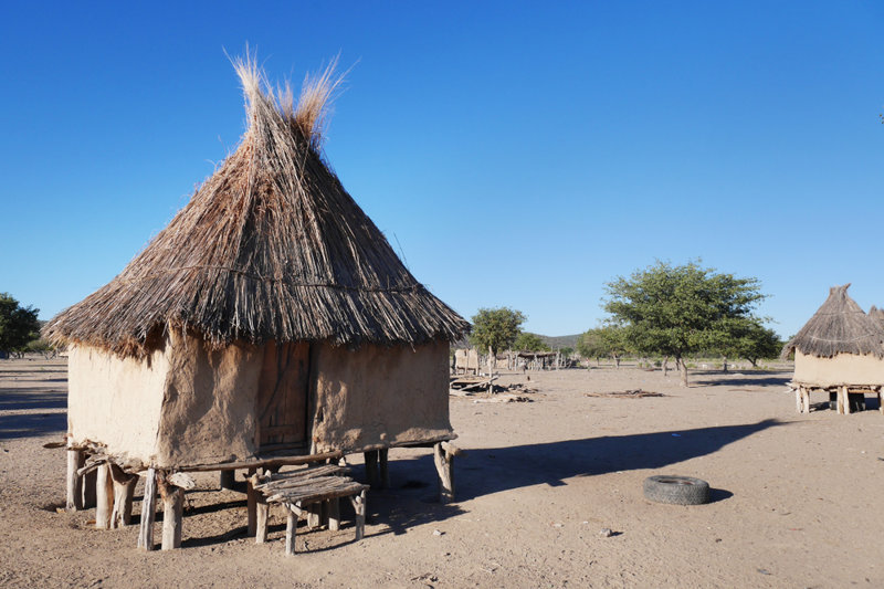 ΝΑΜΙΜΠΕ: Σπηλιές Tchitundu Hulu – Περιοχή Φυλής Μουκουμπάλ