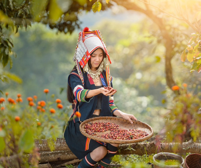 Συναντάμε τις φυλές Χμονγκ και Χμου στο Λάος