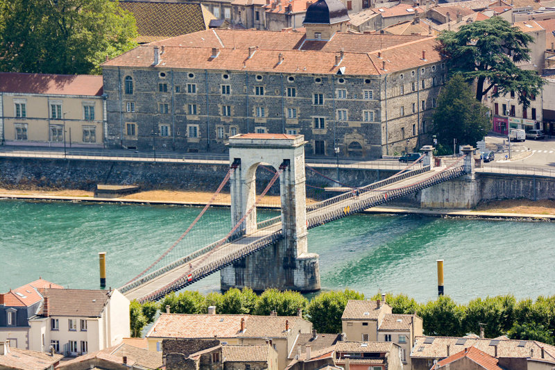 Τα οινικά χωριά της Κοιλάδας του Ροδανού