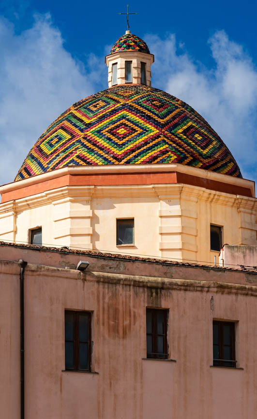 Δύο διανυκτερεύσεις στο Αλγκέρο 