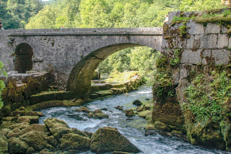 ΛΥΩΝ (Περιήγηση) - ΟΥΑΝ - ΛΥΩΝ 