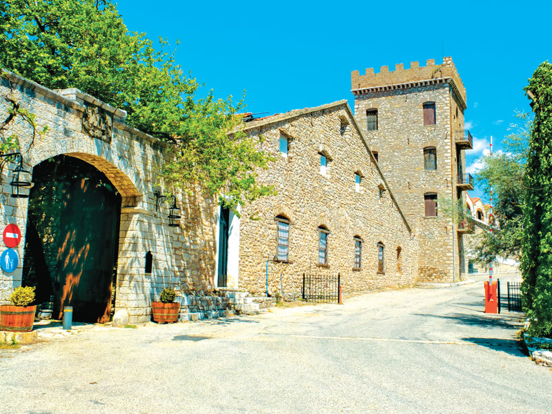 Tο ιστορικό Οινοποιείο Achaia Clauss