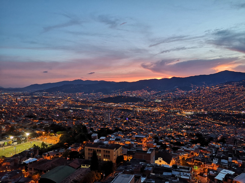 Η πανοραμική θέα από τον Cerro Nutibara