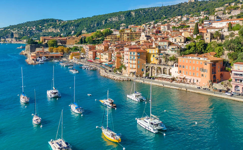 Η πανέμορφη Βιλλφρανς-συρ-Μερ 