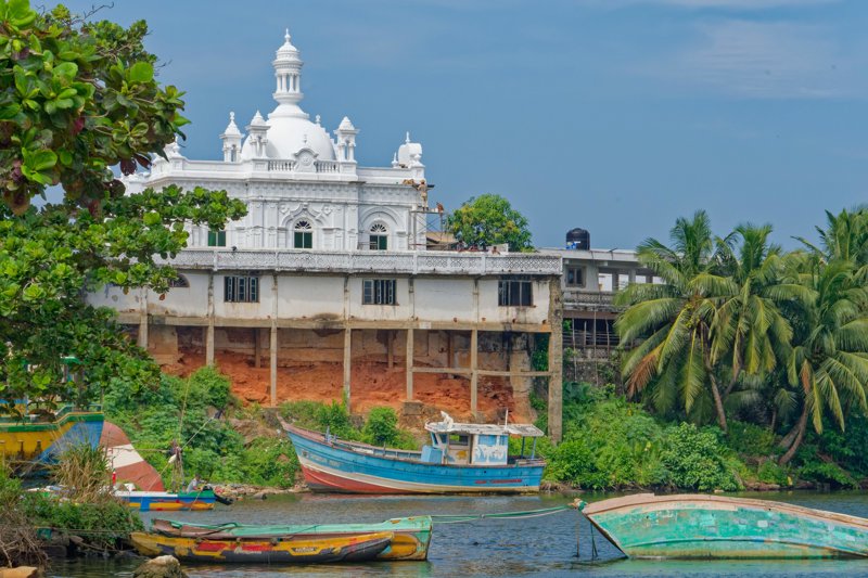 KANTΥ – ΜΠΕΡΟΥΒΕΛΑ