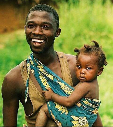 Συναντήστε τις φυλές των Πυγμαίων του Καμερούν 