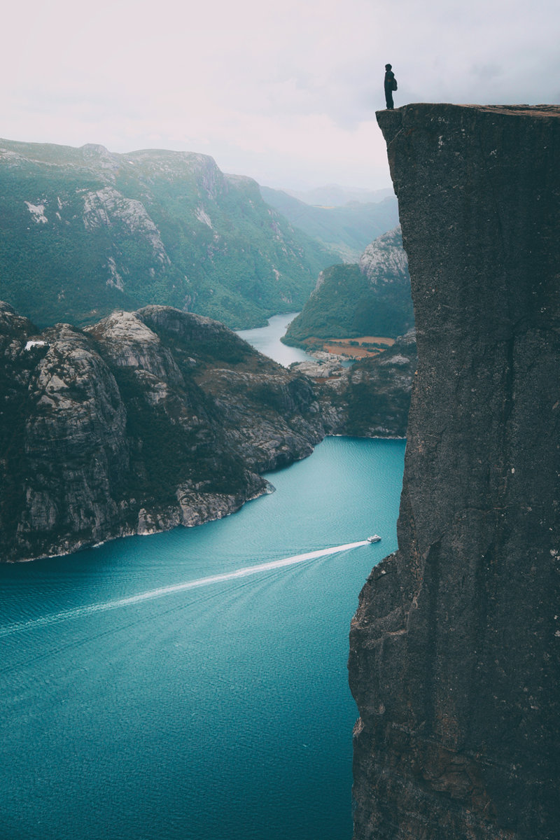 Κρουαζιέρα στον βράχο Πρέικεστολεν