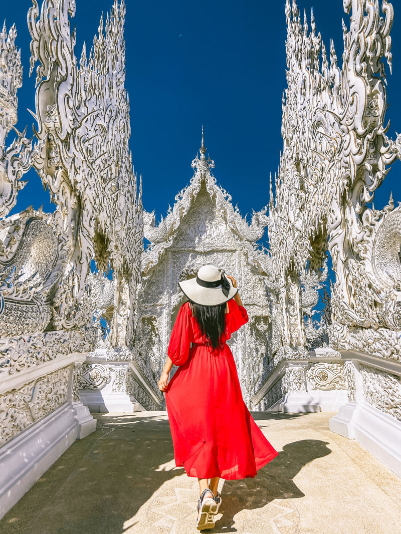 Ο αμφιλεγόμενος Wat Rong Khun