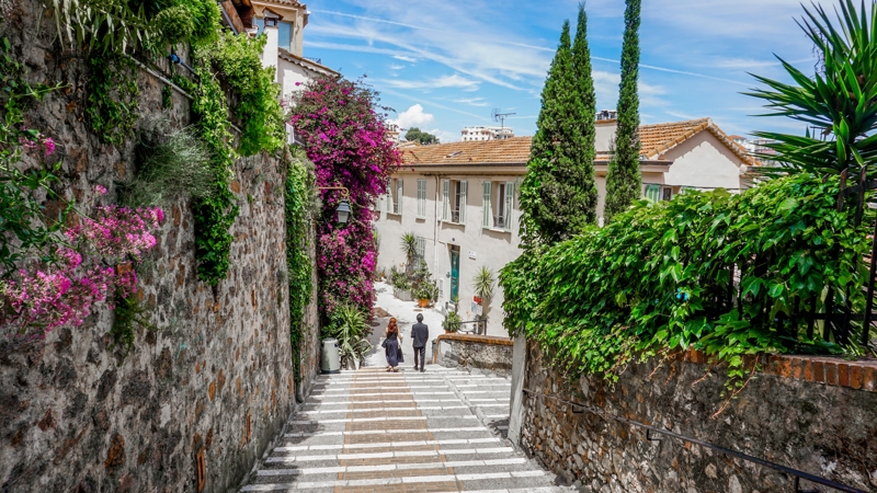 ΚΑΝΝΕΣ (περιήγηση) – ΣΕΝ ΤΡΟΠΕ – ΠΟΡΤ ΓΚΡΙΜΟ – ΚΑΝΝΕΣ 