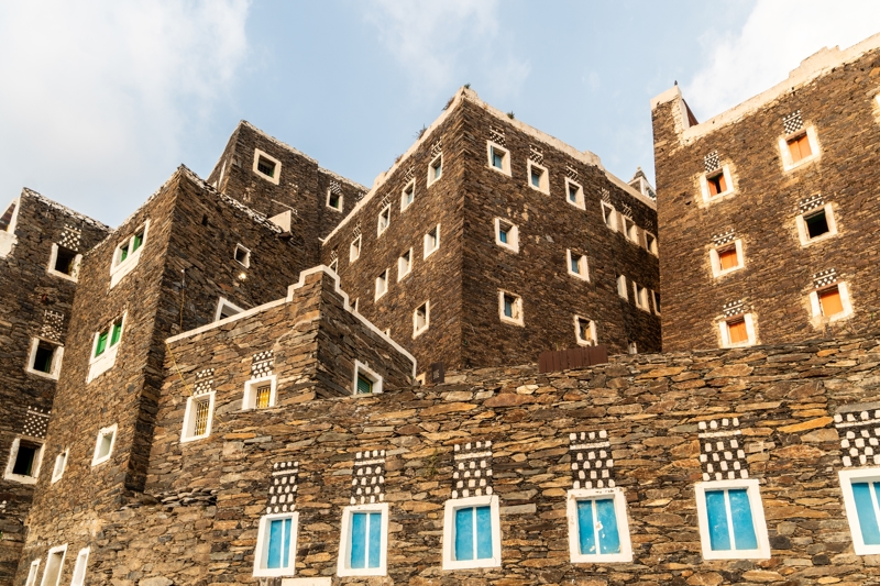 Άφιξη στο ΡΙΑΝΤ – πτήση για ΑΜΠΧΑ (ξενάγηση)