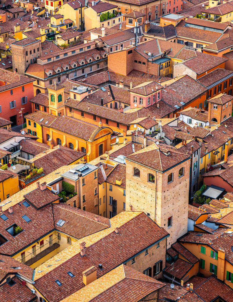 Επισκέψεις σε πόλεις - κοσμήματα της Εμίλια Ρομάνα