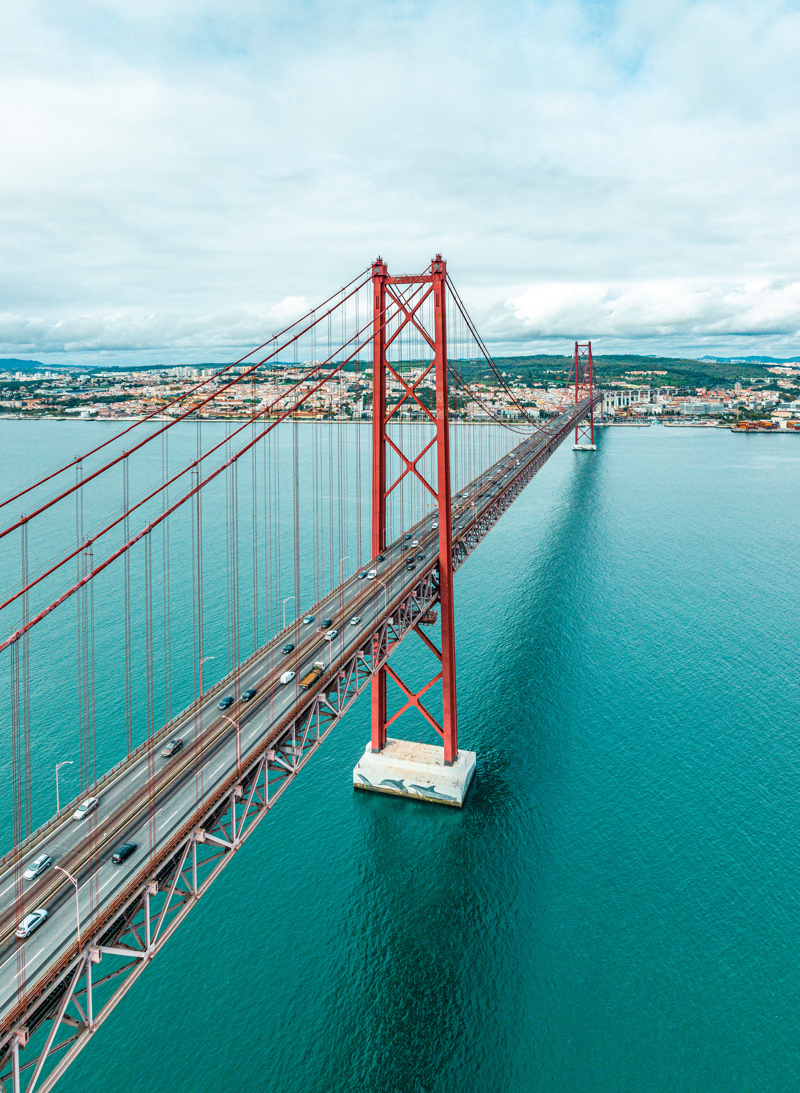 ΛΙΣΑΒΟΝΑ – ΠΤΗΣΗ ΕΠΙΣΤΡΟΦΗΣ 